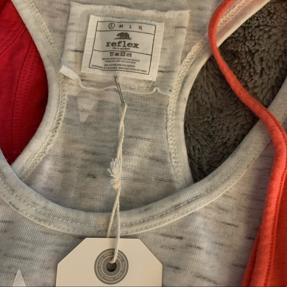 Tank top bundle - Picture 3 of 4